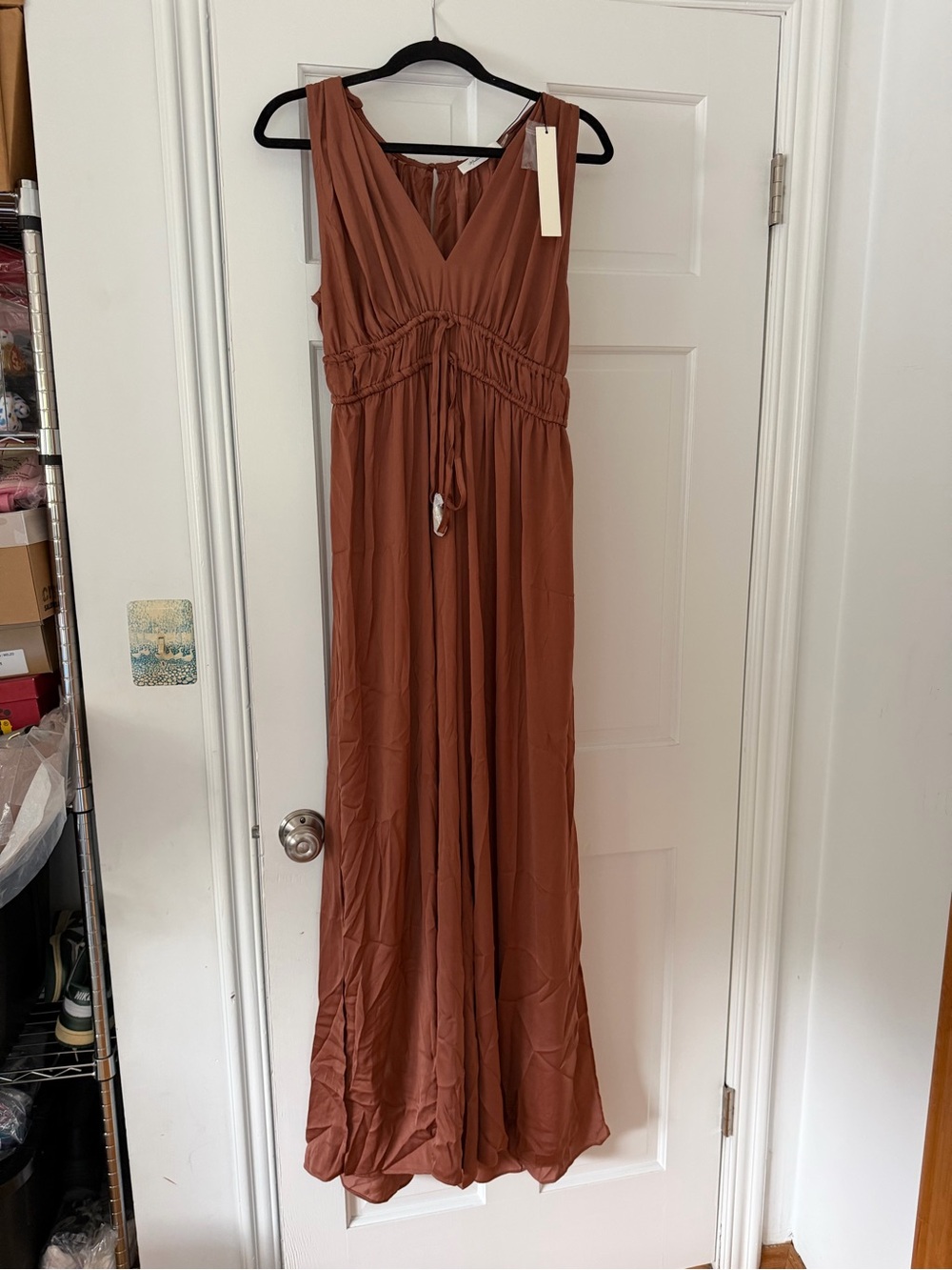 Mustard Seed Rust-Brown Wide Leg V-Neck Jumpsuit - Picture 4 of 12